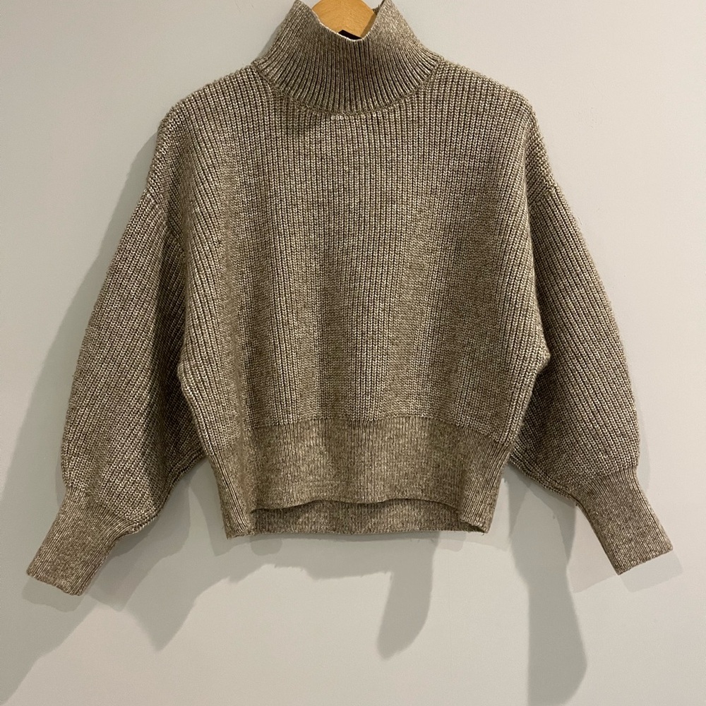 H&M Women's Oversized Turtleneck Sweater - Size M